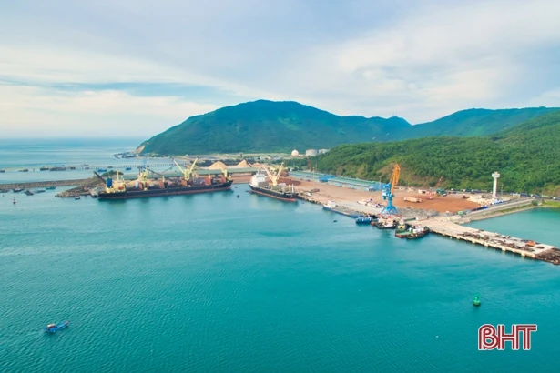 Hà Tĩnh rộn rã niềm vui hướng về ngày hội lớn