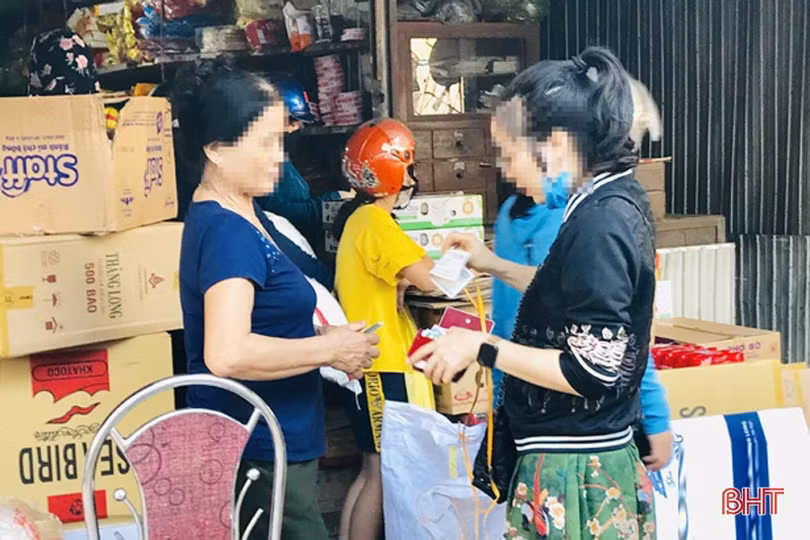 Thực hiện thông điệp 5K tại Hà Tĩnh: Nhiều người nghiêm túc, số lớn vẫn lơ là...