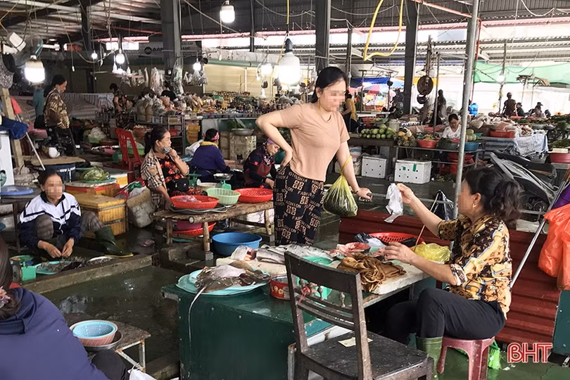 Thực hiện thông điệp 5K tại Hà Tĩnh: Nhiều người nghiêm túc, số lớn vẫn lơ là...