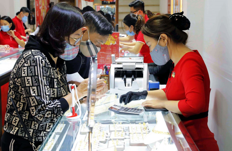 Giá vàng sáng 29/4 ở mức trên 55 triệu đồng/lượng