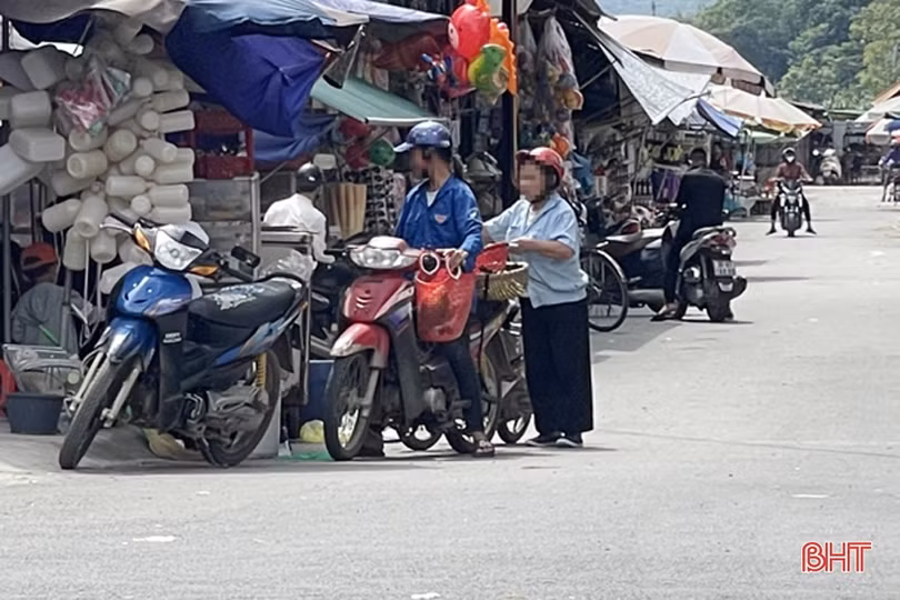 Thực hiện thông điệp 5K tại Hà Tĩnh: Nhiều người nghiêm túc, số lớn vẫn lơ là...