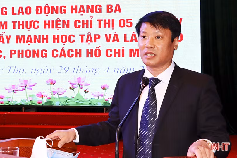 Học và làm theo Bác ở huyện Đức Thọ phải trở thành việc làm thường xuyên, lâu dài