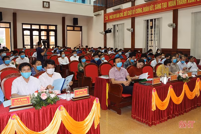 Cẩm Xuyên hồ hởi hiến đất mở rộng đường, nâng chất tiêu chí giao thông