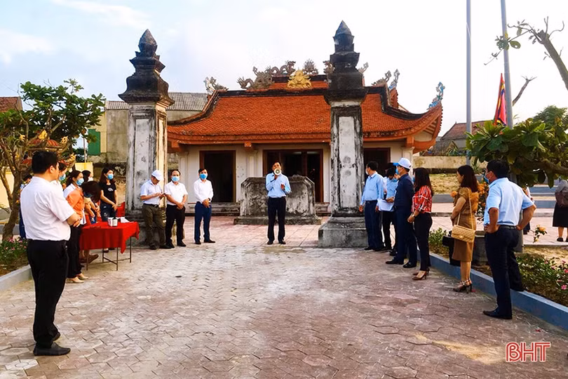 Đoàn công tác Trung ương kiểm tra xây dựng nông thôn mới tại Cẩm Xuyên