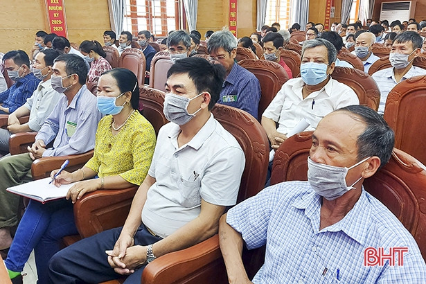 Trên 400 người dân Đức Thọ được phổ biến pháp luật về an toàn giao thông