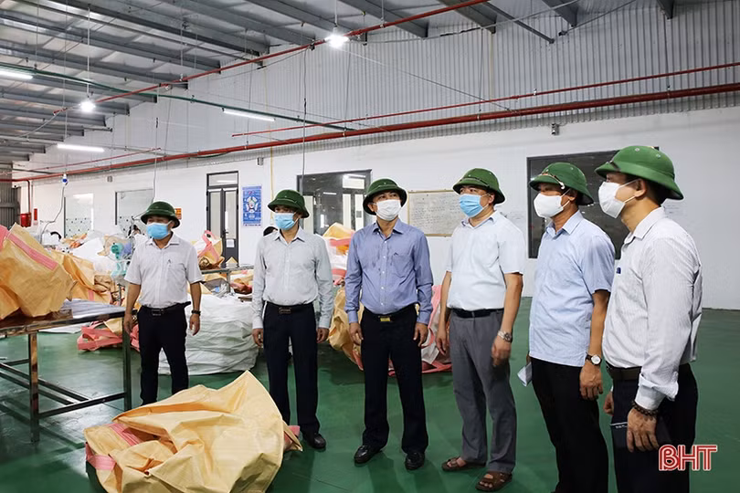 Đức Thọ cần bám sát các văn bản để chỉ đạo chống dịch Covid-19 kịp thời, phù hợp
