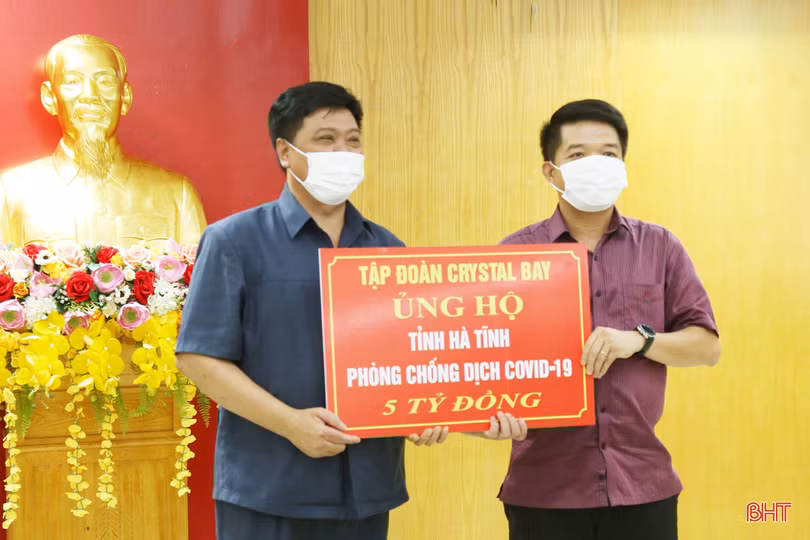 Xem nông dân Hà Tĩnh tiếp sức cho công tác phòng, chống Covid-19