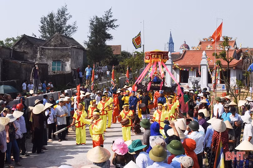 Tổ chức lễ hội gắn với di tích góp phần quảng bá giá trị văn hóa Hà Tĩnh