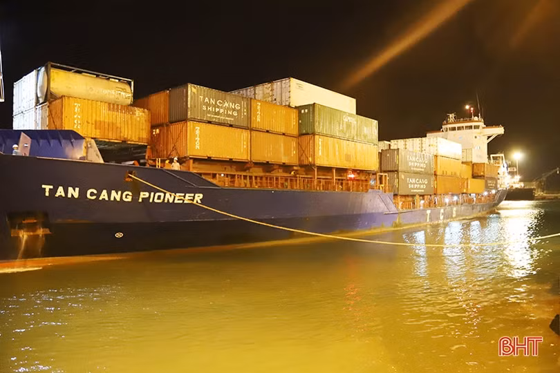 Hà Tĩnh chuẩn bị tốt các điều kiện đón tàu container cập cảng Vũng Áng