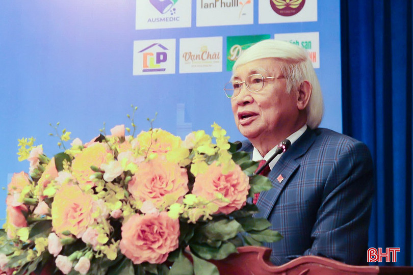 Ông Phan Xuân Biên - Chủ tịch Hội Đồng hương Hà Tĩnh tại TP Hồ Chí Minh phát biểu tại buổi họp mặt. Hoi-dong-huong-TPHCM (2).jpg