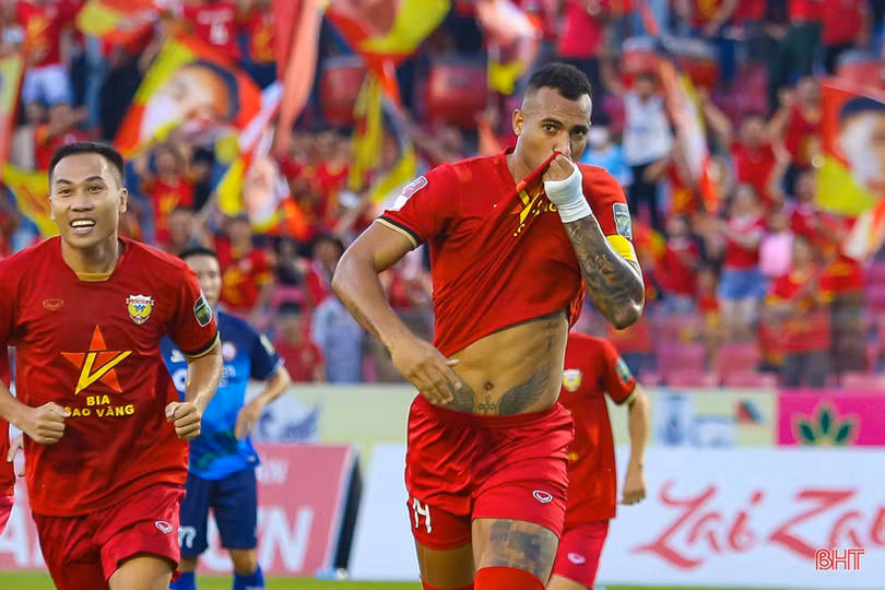 Hồng Lĩnh Hà Tĩnh chia tay Janclesio và nhiều trụ cột