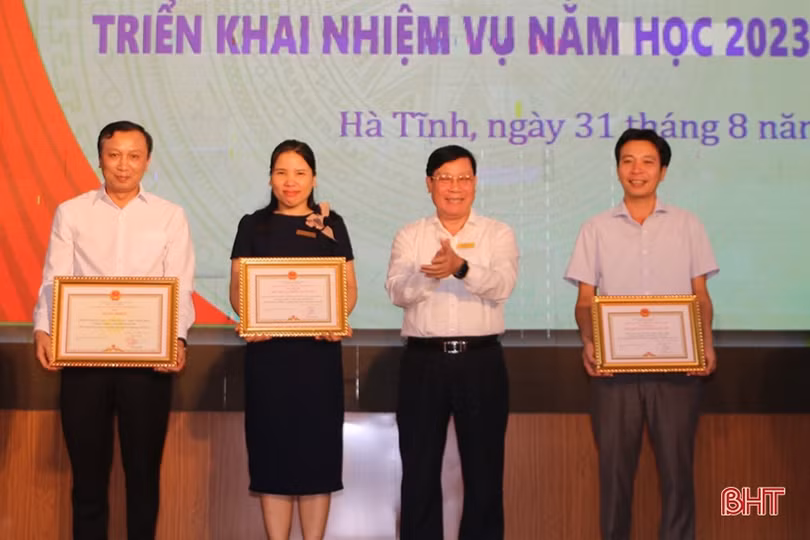 Các địa phương, trường học phấn đấu hoàn thành kế hoạch năm học mới
