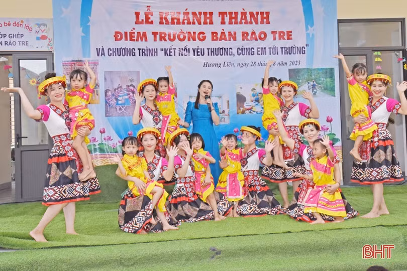 Khánh thành điểm trường mầm non ở bản Rào Tre