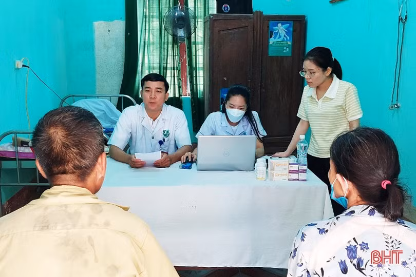 Khám sàng lọc và điều trị cho 385 người bị các rối loạn tâm thần