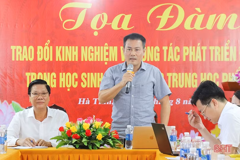 Hà Tĩnh, Quảng Trị trao đổi kinh nghiệm phát triển đảng viên là học sinh THPT