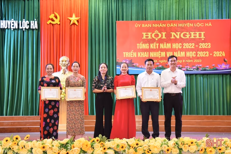 Các địa phương, trường học phấn đấu hoàn thành kế hoạch năm học mới