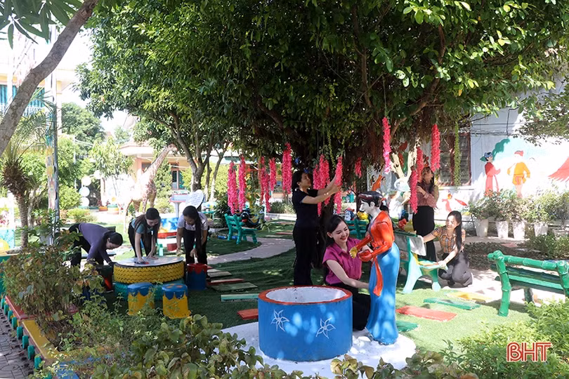 Đất học Hồng Lam rộn ràng đón năm học mới