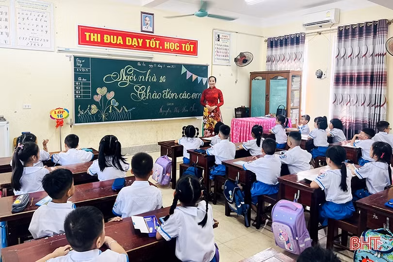 Đất học Hồng Lam rộn ràng đón năm học mới