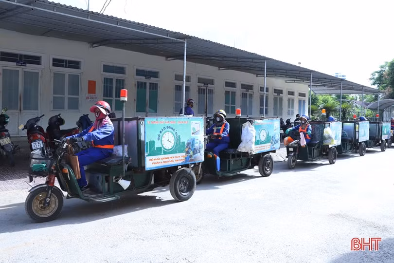 Nữ công nhân môi trường với nhiều sáng kiến làm đẹp phố phường