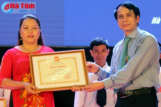 Thiếu cô Hương, trẻ Rào Tre không chịu đi học! ảnh 1