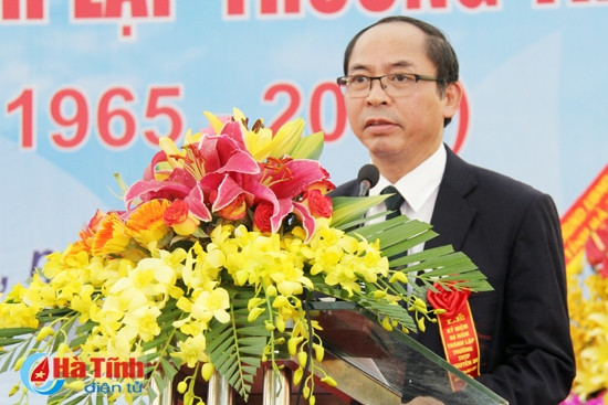 Trường THPT Nguyễn Du, THPT Hồng Lĩnh kỷ niệm ngày thành lập ảnh 3