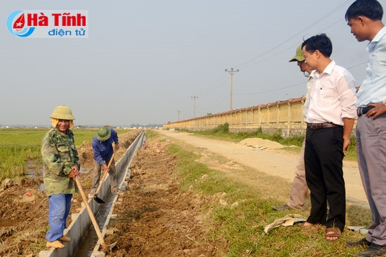 Bê tông thành mỏng - ưu việt trong xây dựng kênh mương nội đồng ảnh 1