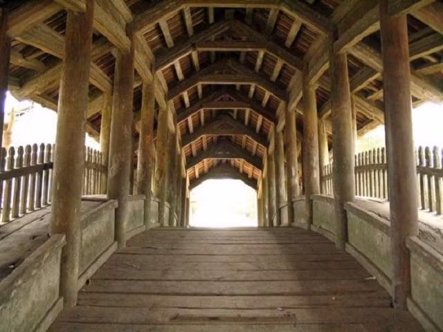 Chiêm ngưỡng 5 cây cầu ngói cổ đẹp nhất Việt Nam