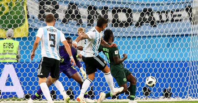 Thắng kịch tính Nigeria: Argentina lách qua khe cửa hẹp