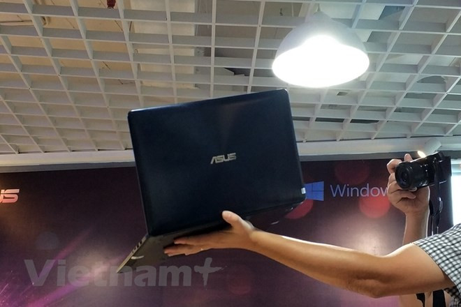 Cận cảnh laptop ZenBook Pro, giá cao “ngất ngưởng” của ASUS