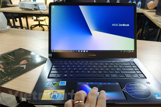 Cận cảnh laptop ZenBook Pro, giá cao “ngất ngưởng” của ASUS