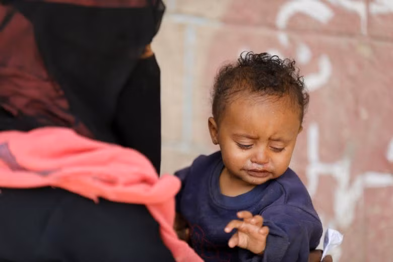 Người dân chạy trốn khỏi các cuộc xung đột ở Yemen