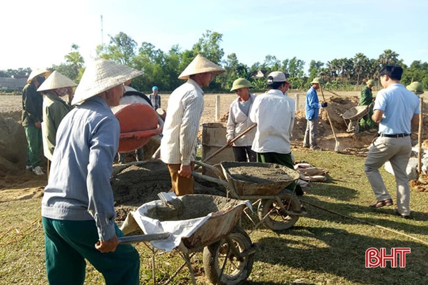 VNPT Hà Tĩnh hỗ trợ xây nhà ở cho hộ nghèo ở Thạch Hà
