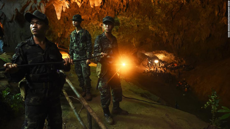 Hành trình chạy đua thời gian tìm kiếm đội bóng thiếu niên Thái Lan mất tích ảnh 4 Hành trình chạy đua thời gian tìm kiếm đội bóng thiếu niên Thái Lan mất tích