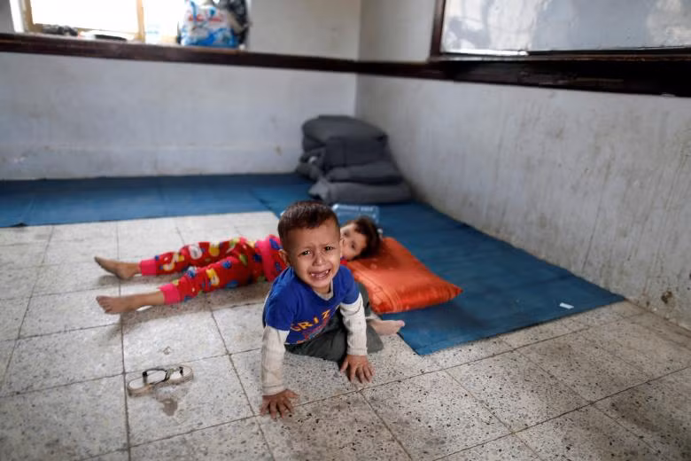 Người dân chạy trốn khỏi các cuộc xung đột ở Yemen