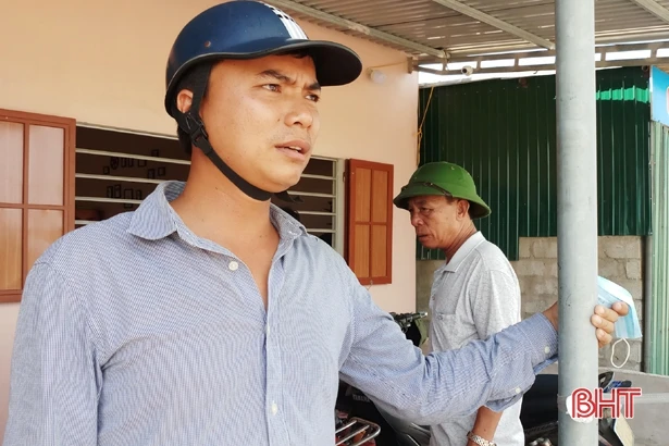 Khốn khổ vì “hứng” phải mùi hôi thối của nước thải Khu du lịch Thiên Cầm