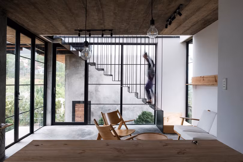 Ngôi nhà 100m<sup>2</sup> ở “thành phố tình yêu” của Việt Nam lên báo nước ngoài