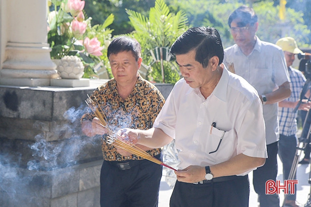 Hội đồng hương Hà Tĩnh tại Hà Nội hỗ trợ xây nhà tình nghĩa ở Can Lộc