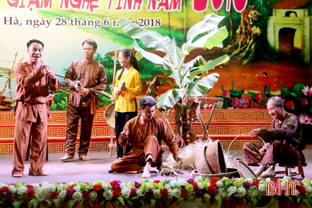 Sâu lắng các làn điệu dân ca ví, giặm Nghệ Tĩnh