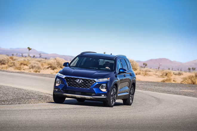 Giá ôtô biến động trước ngày xe nhập khẩu ồ ạt đổ bộ Việt Nam