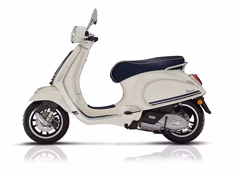 Piaggio tung 2 phiên bản Vespa đặc biệt kỷ niệm 50 năm