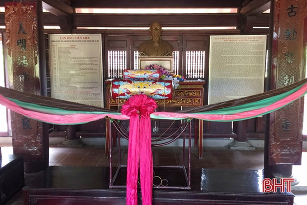 Trưng bày “Diều Hải Thượng” tại nhà thờ Đại danh y Lê Hữu Trác