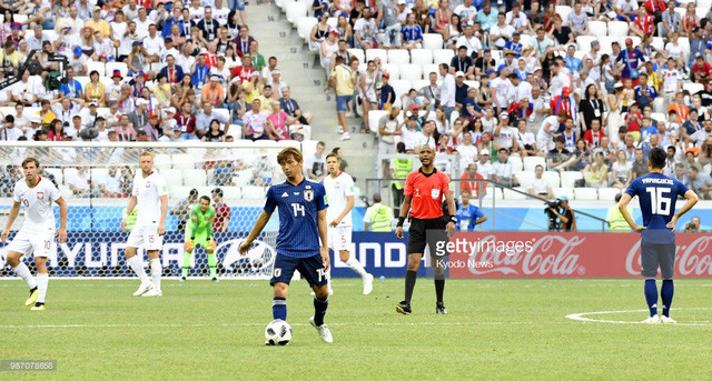 FIFA xem lại luật fair-play sau ‘10 phút đi bộ’ của Nhật - Ảnh 1. FIFA xem lại luật fair-play sau ‘10 phút đi bộ’