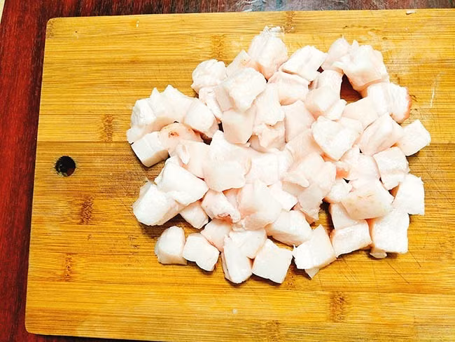 Tóp mỡ lắc muối ớt làm cực dễ, ăn hoài không chán