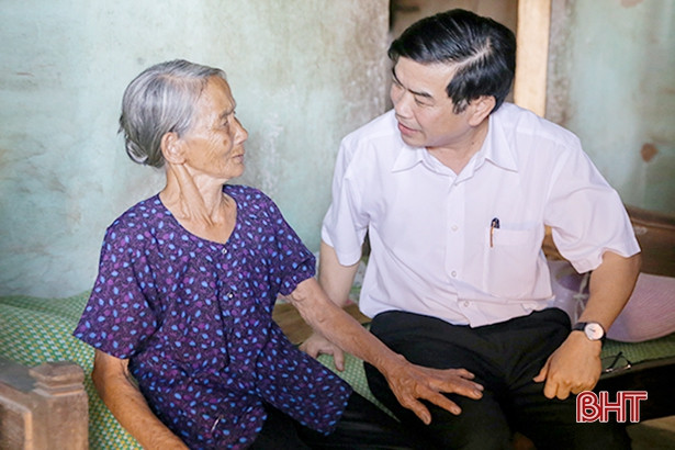 Hội đồng hương Hà Tĩnh tại Hà Nội hỗ trợ xây nhà tình nghĩa ở Can Lộc