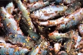 Bộ Y tế cảnh báo nguy cơ ngộ độc với thực phẩm đóng gói kín, lên men