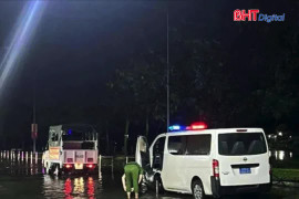 2 học sinh nghi bị điện giật tử vong khi chơi trong công viên