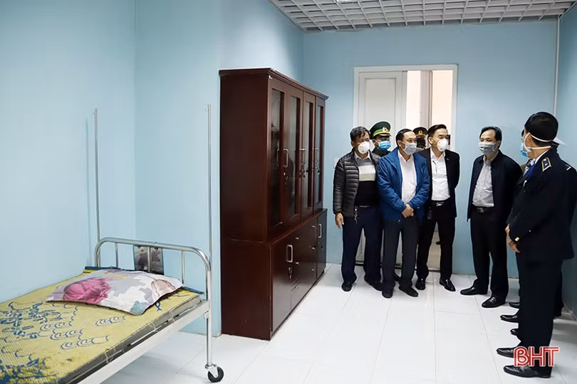 Tuần tra, kiểm soát chặt các đường mòn, lối mở khu vực biên giới phòng chống dịch Corona