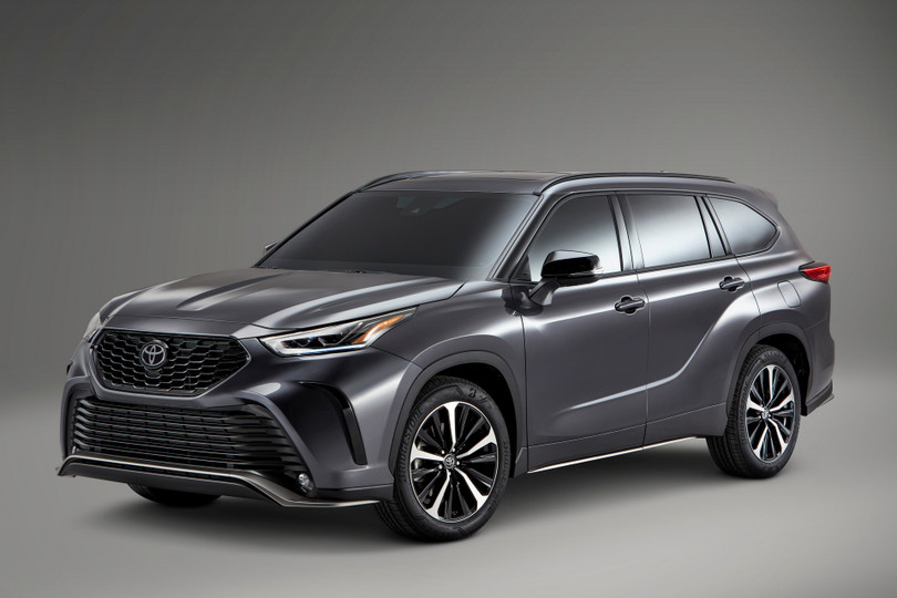 Toyota Highlander XSE 2021 ra mắt với diện mạo đậm chất thể thao
