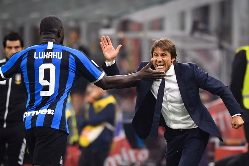 Derby thành Milano: Giữa đôi bờ thực tại