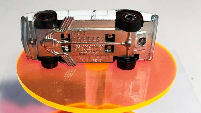 Kỳ lạ với chiếc xe mô hình có giá đắt hơn cả xe thật